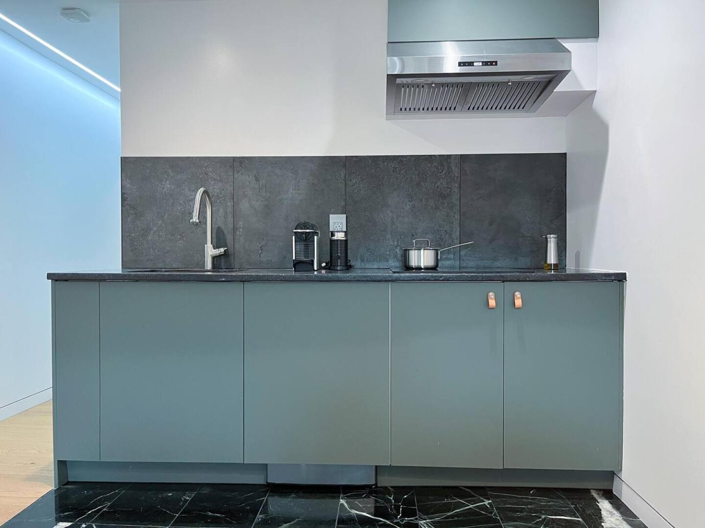 New Beautiful Modern One Bedroom Apt In Brooklyn At Rem-Casa New York Bagian luar foto